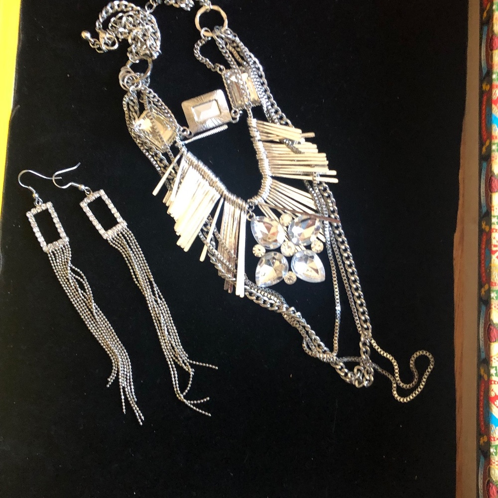 Silver Rhinestone Necklace and dangle earrings